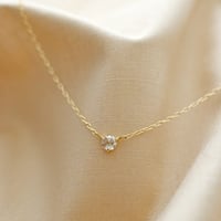 《A single light, draped in serenity.》Rosecut Diamond  / K10YG / 1点もの