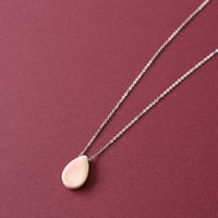 《Hitotoki》 B / ピンク蝶貝 / SILVER925 ロジウムコーティング / ネックレス / 1点もの