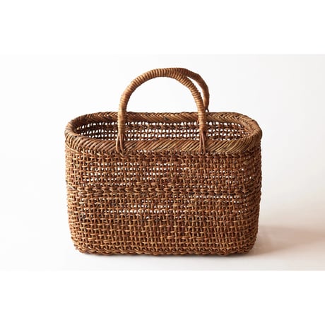 和島常男 | STORES