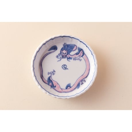 川上真子　九谷焼　小皿  龍　ピンク