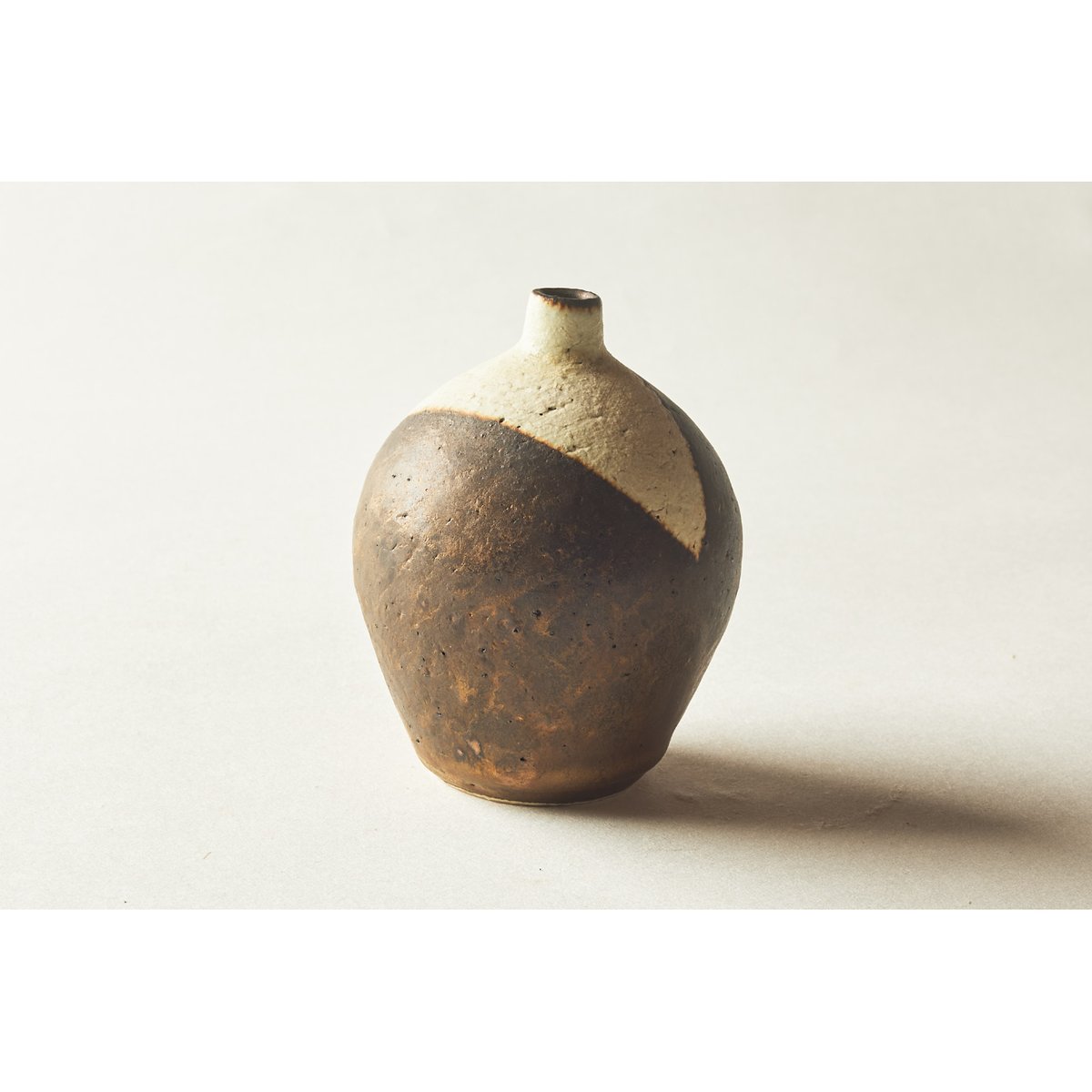 中国清時代　交趾　小壺　高さ6.2㎝　タトチ　東な７-0209☆2F 中国清時代 交趾 小壺 高さ6.2㎝ タトチ 東な7-0209☆