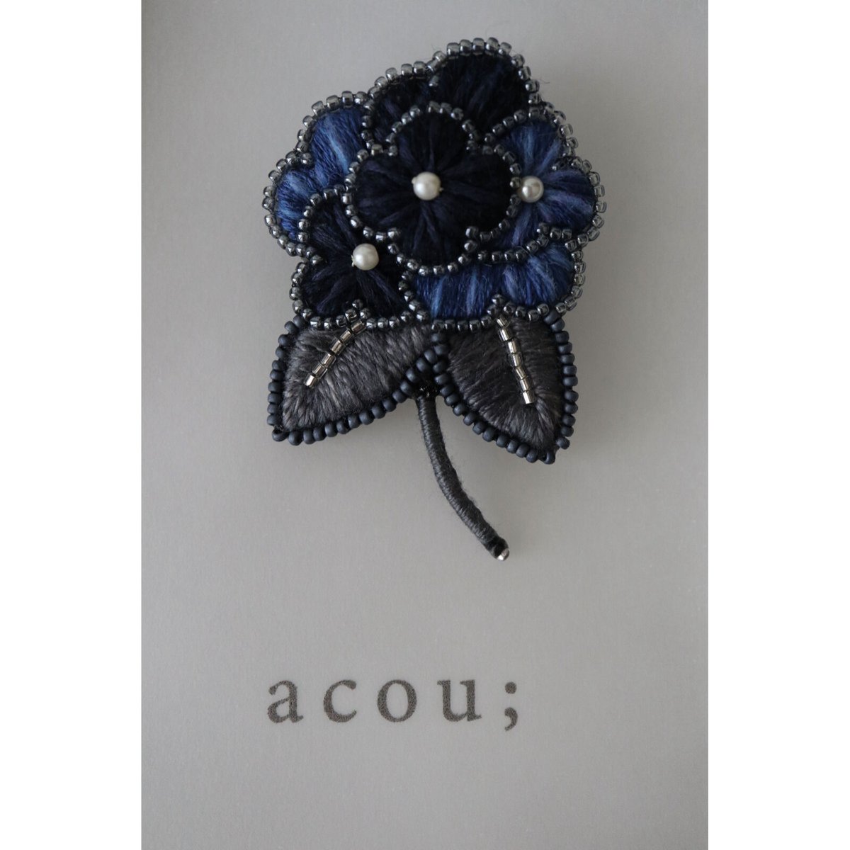 acou; フランスオートクチュール刺繍 ajisai | HemingArts