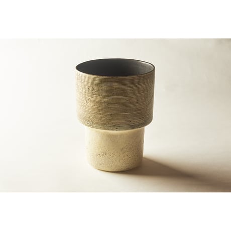 市岡泰　キノコ花器（L）　32