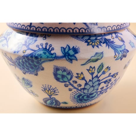 稲積佳谷　伝説の怪獣　蓋つき壺  青