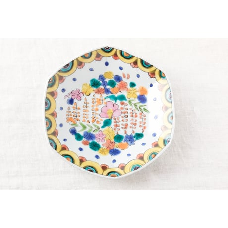 永井麻美子　九谷焼　百花手6寸皿  六角皿　211D