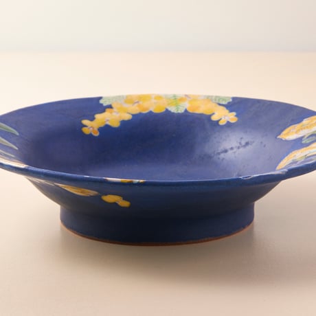 稲積佳谷　九谷焼　黄色唐花紋　浅鉢　青