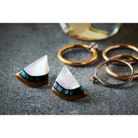 Classic Ko Lotus white ピアス　または　イヤリング　ご予約作品