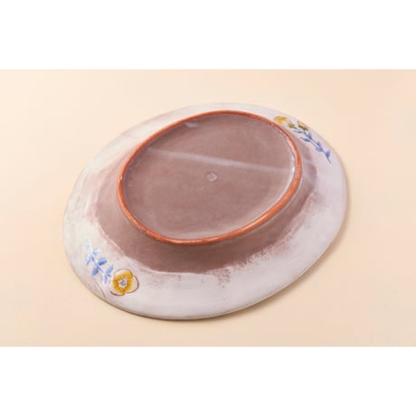 稲積佳谷　黄色唐花紋　オーバル　白