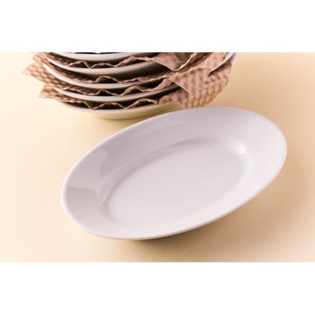 ピリヴィッツ　オーバル皿    横17cm
