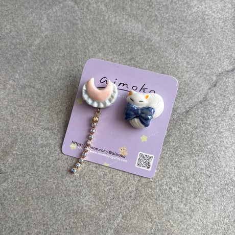 まどろみネコ　ピアス