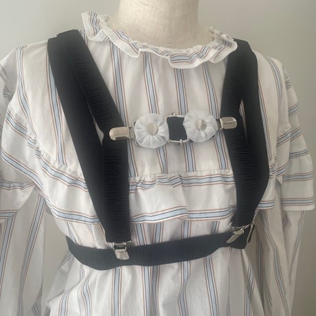 riddle harness  BLACK