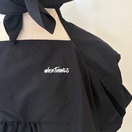 WILD THINGS poncho with scarf  black