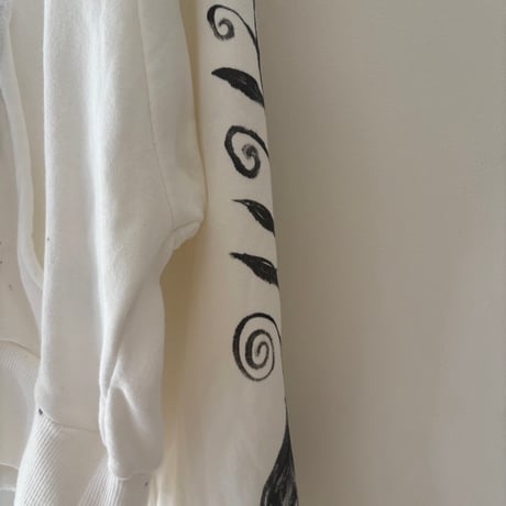 harune hoodie