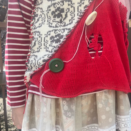 puppet knit vest