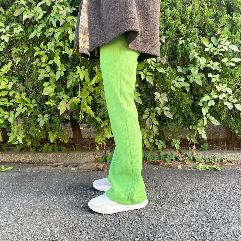 フレアパンツ みどり 汗ばみ フレアパンツ みどり 汗ばみ