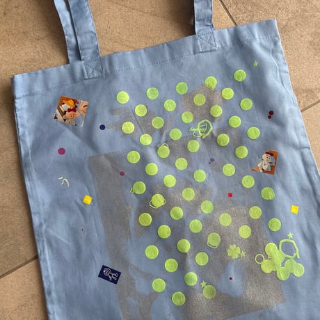 Who?Tote bag