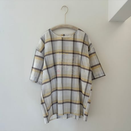 room shirt チェック