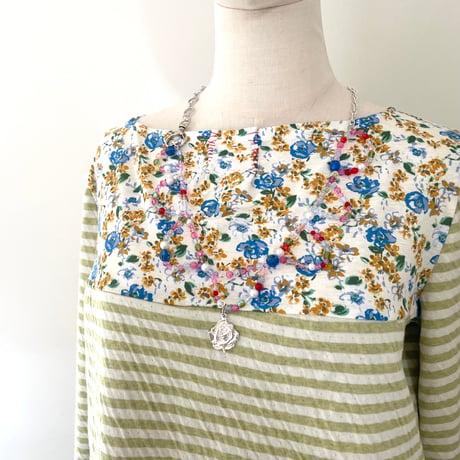 Beads necklace/Rose
