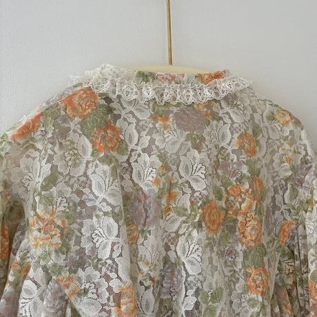 lace shirt