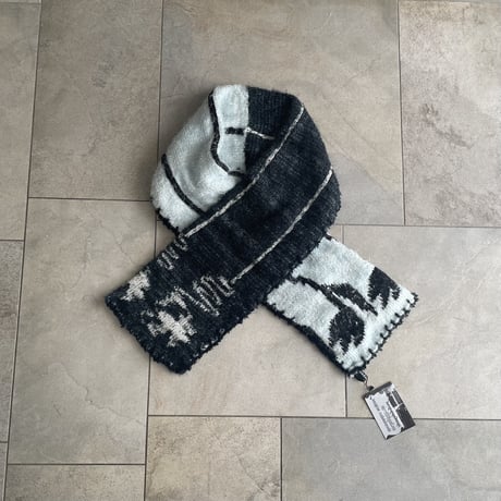 Big shadow scarf