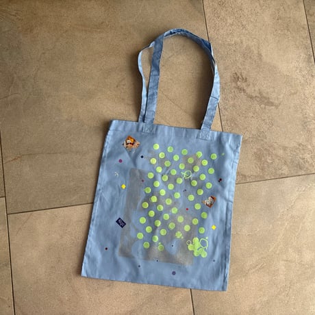 Who?Tote bag