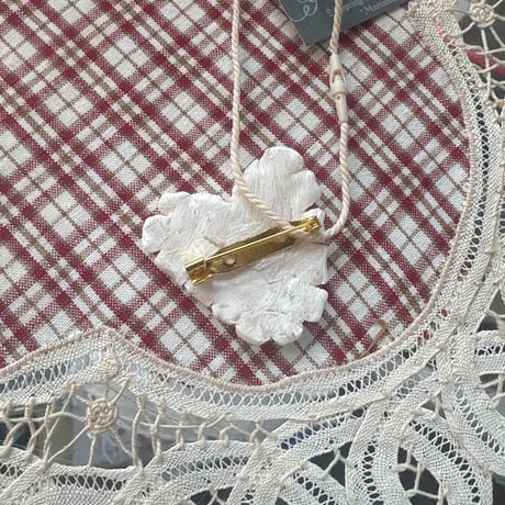 Clay pin/heart