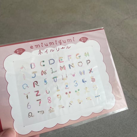 emiumigumiのネイルシール"WATASHI NO HOSHI NI SHIYO"