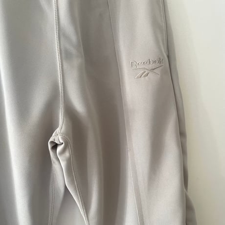 Reebok deformed sweat pants/greige