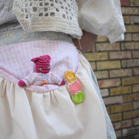 Doll Pins/Cat