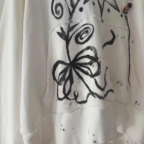 harune hoodie