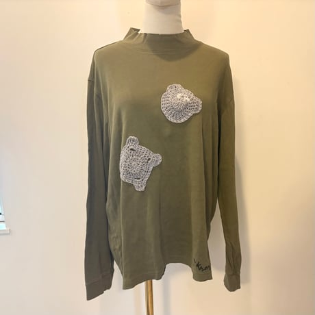 kuma no turtleneck khaki