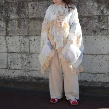 Patchwork bib saloptte