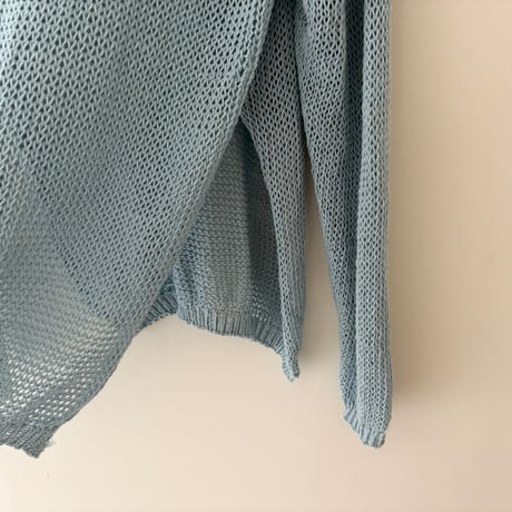 knit pullover ブローチ付き