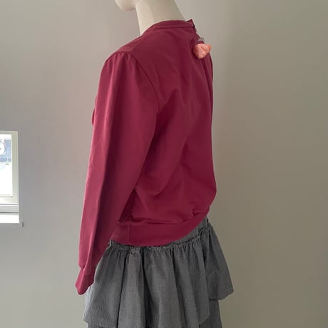 花刺繍トレーナー