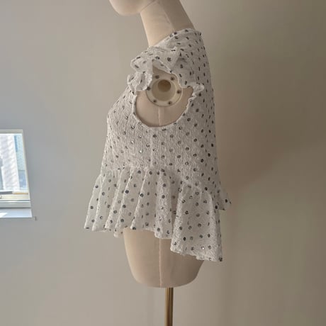 ラスト1☆Polka dot print frilled tops/white