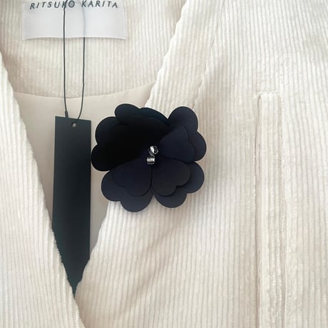 Black flower collarless jacket
