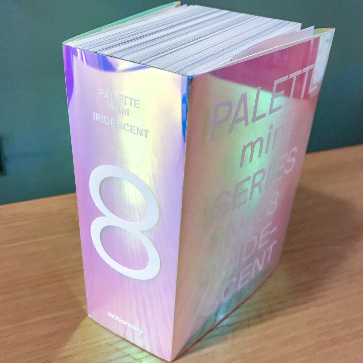 PALETTE mini SERIES No.8 Iridescent Holographic