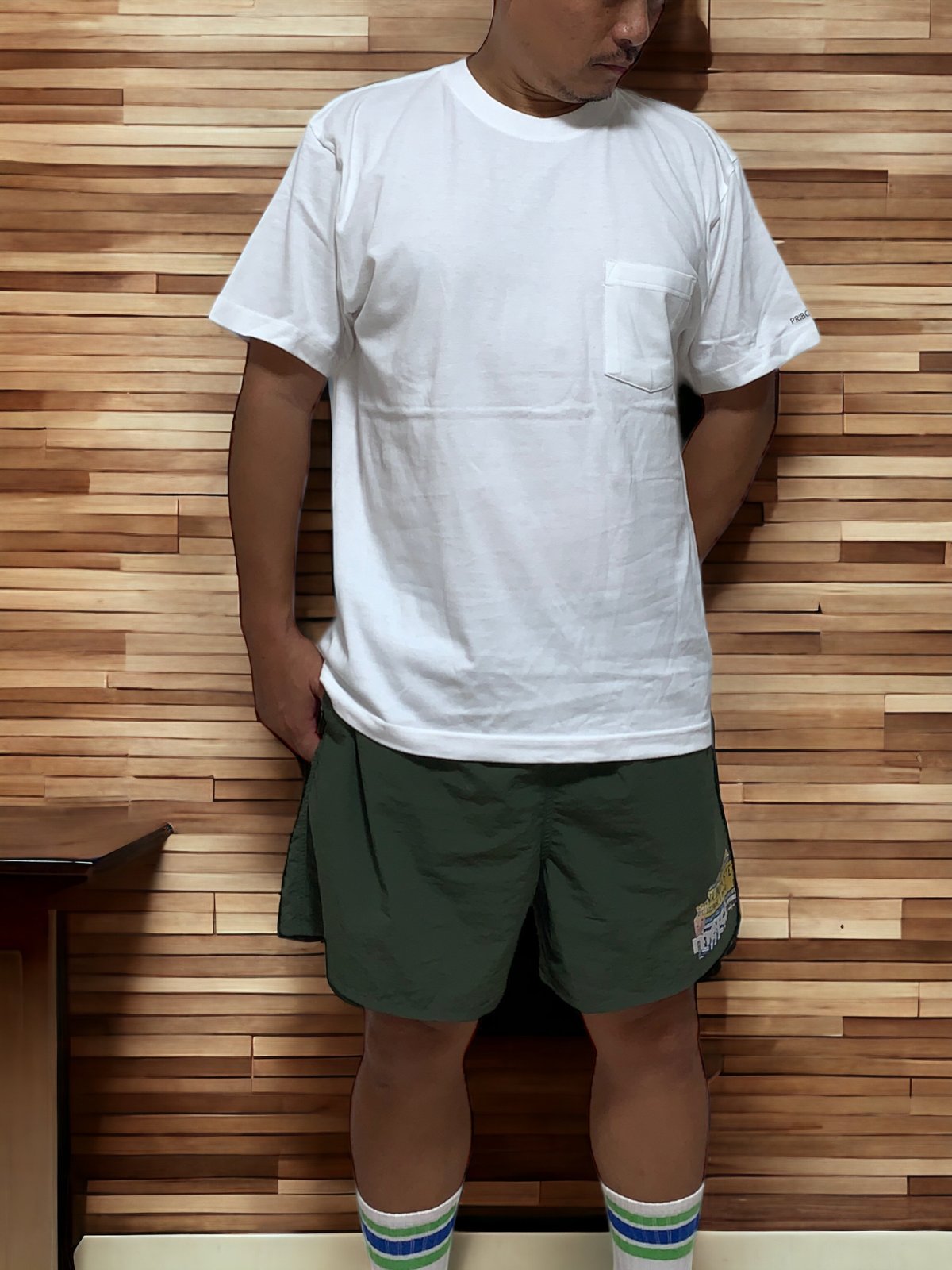 新品　Merci Erewhon Merci コラボ　Tシャツ カットソー merci」に該当するTシャツ/カットソー（前面プリント