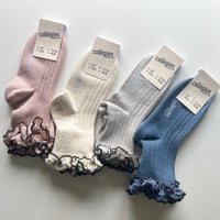 【 Collegien 】3482 Suzanne - Ribbed Ankle Socks with Rick-Rack Ruffle