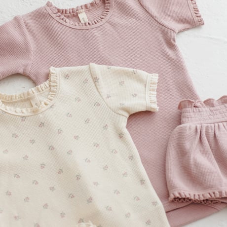 【Quincy Mae】SHORT SLEEVE WAFFLE BODYSUIT || MAUVE DITSY