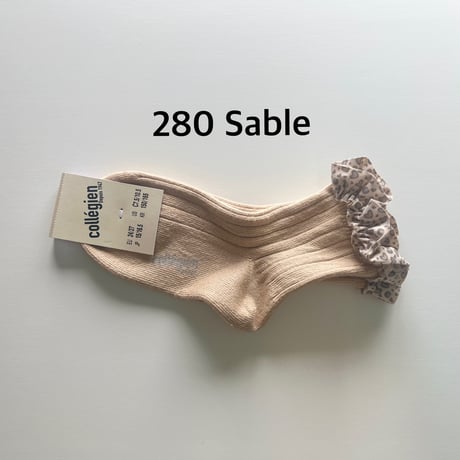 【 Collegien 】3484 Léa- Ribbed Ankle Socks with Leopard Hearts Ruffle