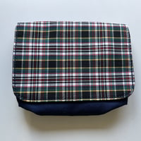 【mik+】Pocket Pouch - Navy Plaid
