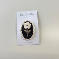 【 little cotton clothes 】 Crochet Hair Clip Dahlia -Blue