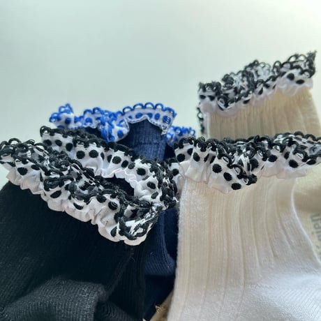 アウトレット【 Collegien × mik&co  special édition】2450  Dot  EmbroideredRuffle Ribbed Ankle Socks