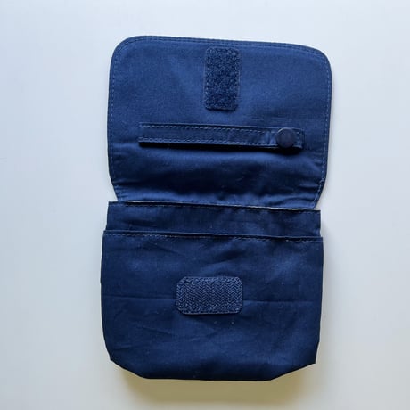 【mik+】Pocket Pouch - Navy Plaid