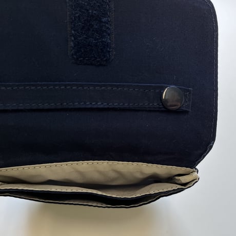 【mik+】Pocket Pouch - Navy Plaid