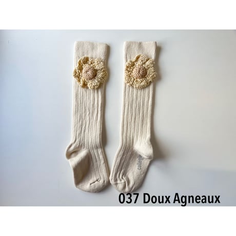アウトレット【Collegien】2968 Fleur - Ribbed Knee-high socks with Hand-Crocheted Flower