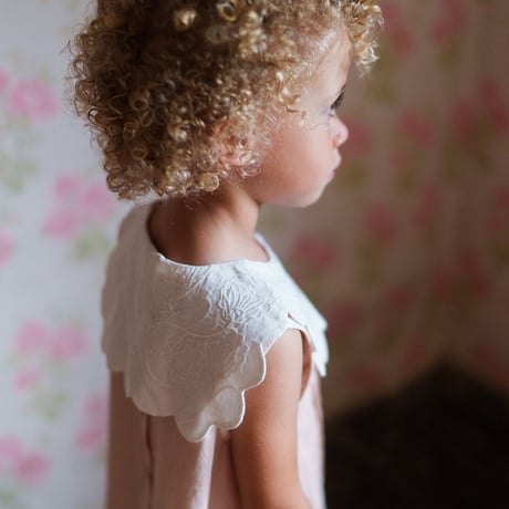 【 little cotton clothes 】Embroidered Scalloped Collar