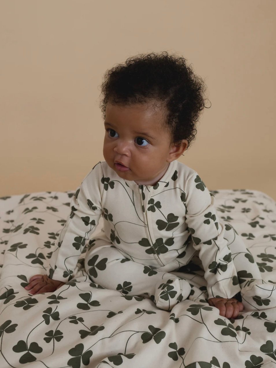 organiczoo】 Clover Zip Sleepsuit Undyed | MIK