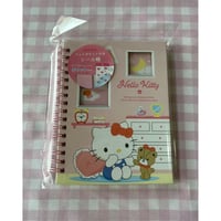 【Sanrio】ティーズファクトリー フォトポケット付きシール帳〈ハローキティ〉SR-5543985KT